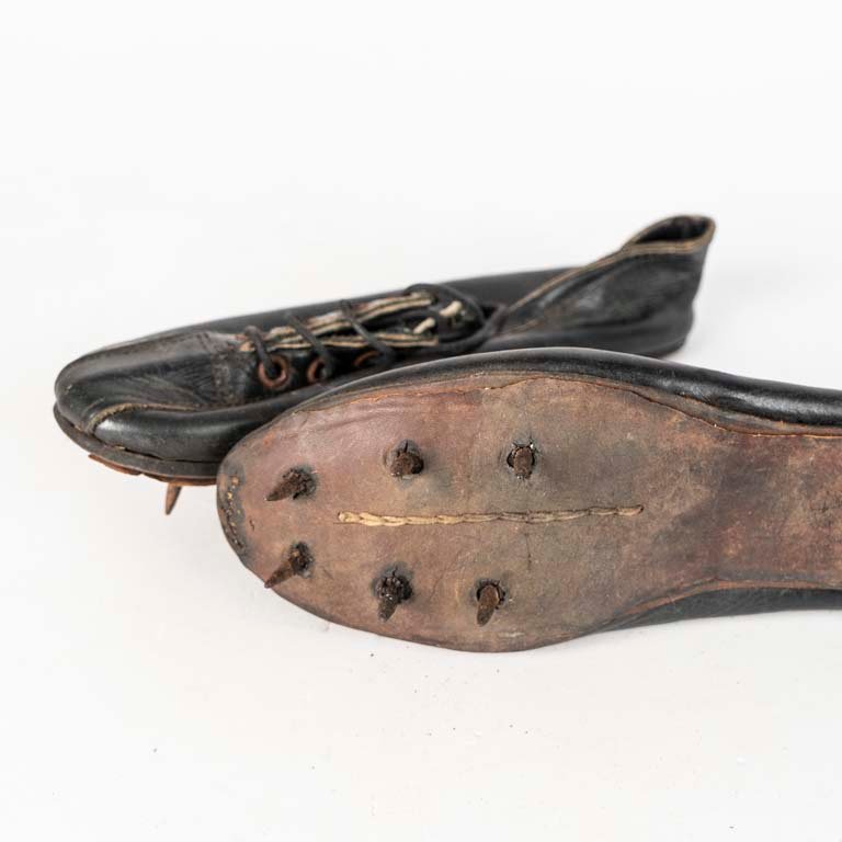 Zapatillas de atletismo con suelas metálicas - imagen 2