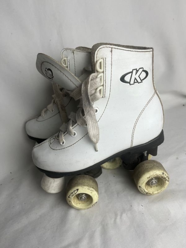 Patines de Ruedas Blancas con Ruedas Negras - imagen 5