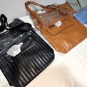 Lote de Carteras, Billeteras y Porta-celulares en Eco Cuero Nuevos - imagen 3