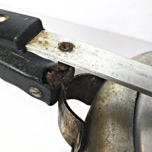 Dos Ollas de Aluminio: Una a Presión (sin válvula) y Otra Común - imagen 5