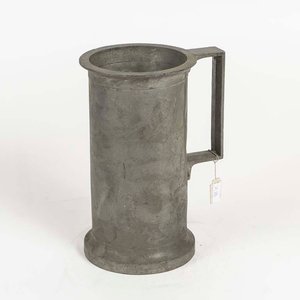 Lote siguiente: Medida de Estaño Antigua con Detalle