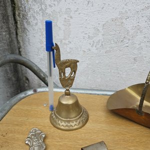 Lote de Adornos y Utensilios en Bronce y Metal - imagen 5