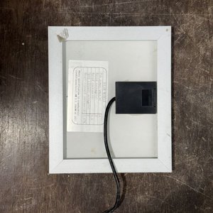 Foco LED Recargable con Panel Solar y Sensor de Movimiento - imagen 11