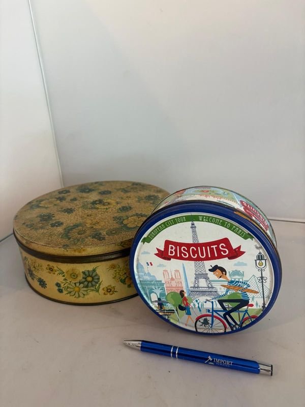 Lote anterior: Lata de galletas antigua Confitería Carrera