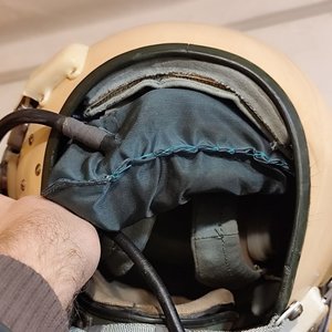 Casco de Piloto Soviético ZSH-5 con Máscara de Oxígeno KM-34 - imagen 5