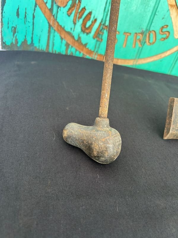 Corta cola y cauterizador de guampa - Equipamiento antiguo - imagen 3