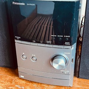 Equipo de Sonido Panasonic SA-PM200 con Parlantes y Control Remoto - imagen 2
