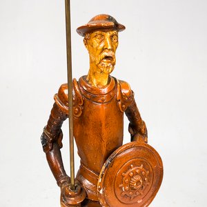 Figura de Caballero en Madera Tallada con Escudo y Espada - 45 cm - imagen 3