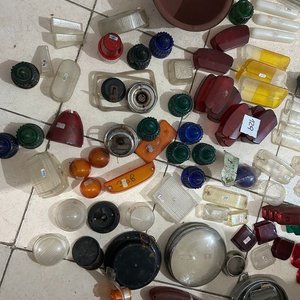Lote de Plásticos y Lentes para Faros de Vehículos - imagen 3
