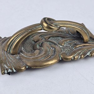 Lote de Objetos Decorativos y Utilitarios en Bronce y Metal - imagen 6