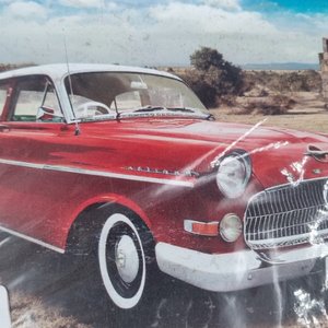 Chapa Decorativa Auto Antiguo Rojo - imagen 3