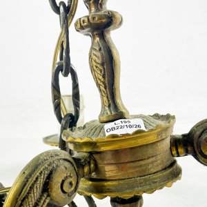 Araña de Bronce con Tres Luces - imagen 4