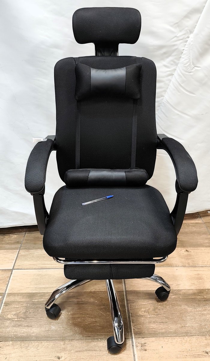 Silla Gamer Tapiizada en Tela Negra, Regulable y Reclinable - imagen 4