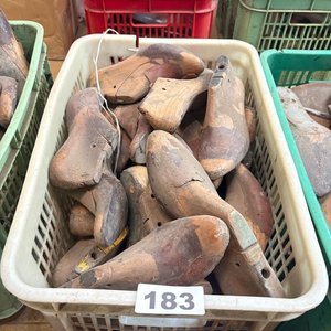 Lote siguiente: Lote de 30 Hormas Antiguas para Calzado en Madera