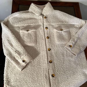 Lote anterior: Camisa Abrigo Corderito Guapa Talle 3XL