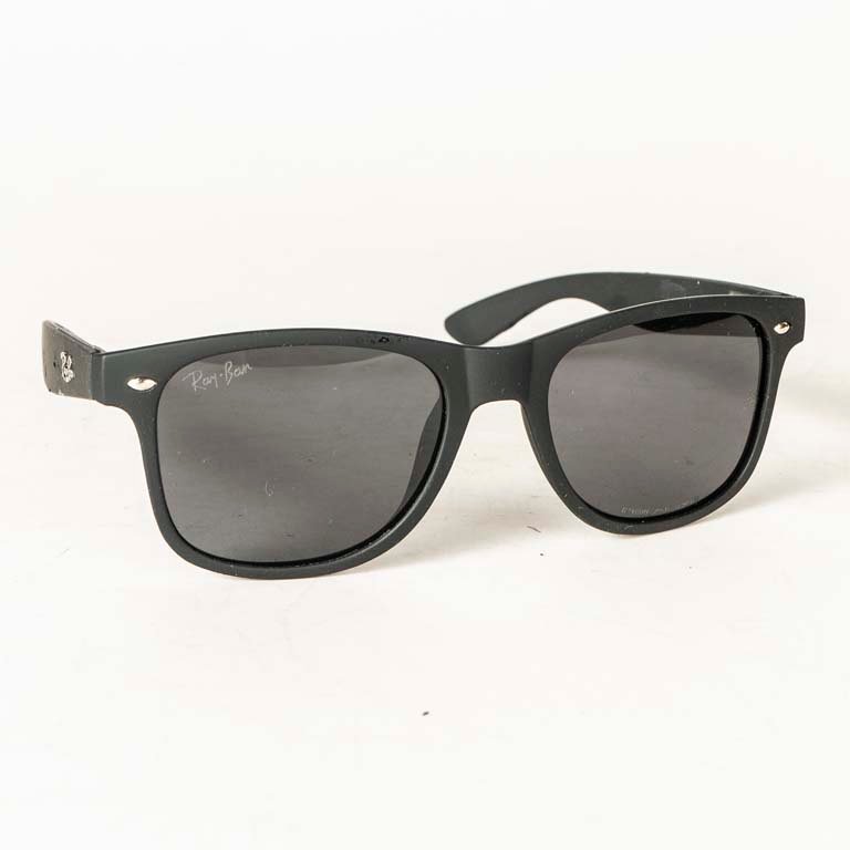 Lentes de Sol Estilo Wayfarer Imitación Negro