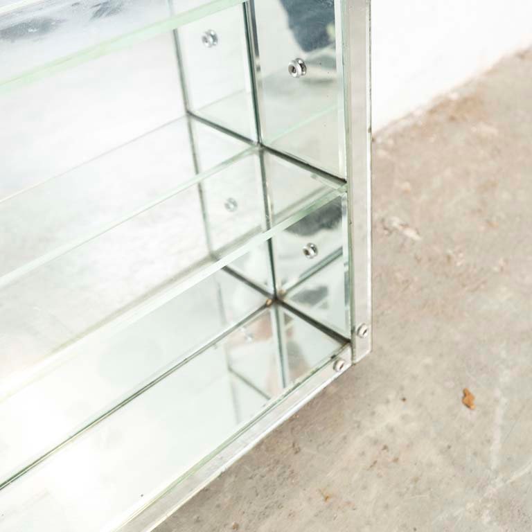 Item 2112896 - Image 2