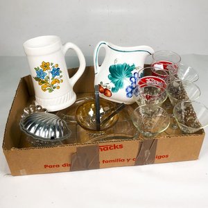 Lote anterior: Lote de Vasos Coca Cola, Jarras de Porcelana y Cristalería Variada