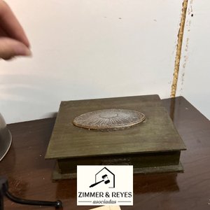 Set de Artículos Varios: Tetera, Cepillos, Caja Decorativa y Más - imagen 3