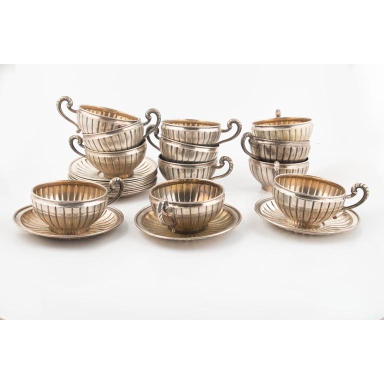 Juego de 12 Tazas y 12 Platos de Té de Plata - 2700gr