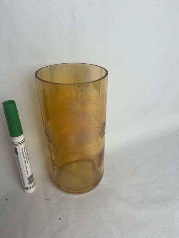 Vaso de cristal con diseño floral - imagen 2