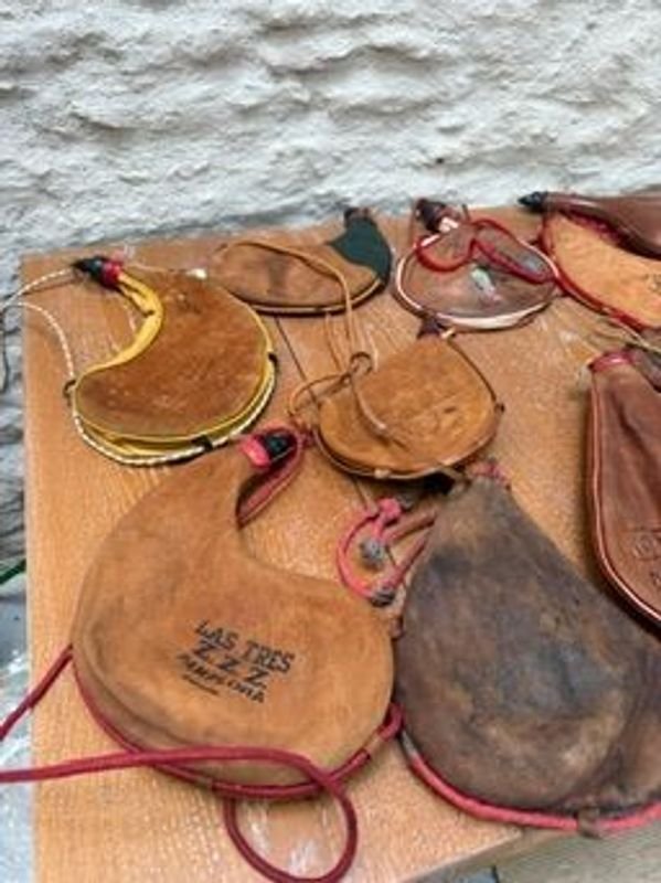 Gran lote de botas de vino españolas para coleccionistas - imagen 2