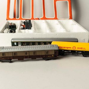 Juego de tren Lima compuesto por Locomotora con 5 vagones  - imagen 2