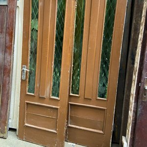 Juego de 2 Puertas de Madera y Vidrio Color Marrón - imagen 1
