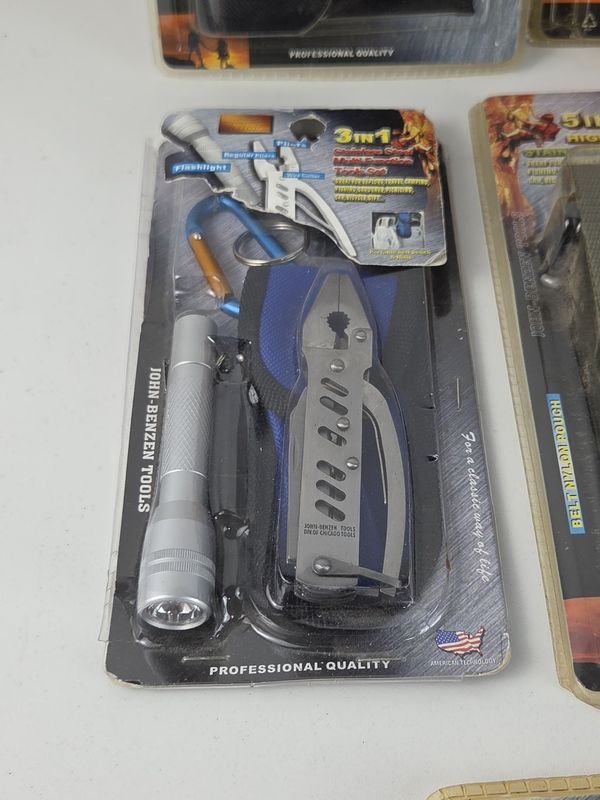 Gran lote de accesorios para camping y herramientas - imagen 9