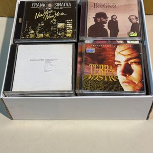 Caja con 47-49 CDs de Música Varios Artistas - imagen 2