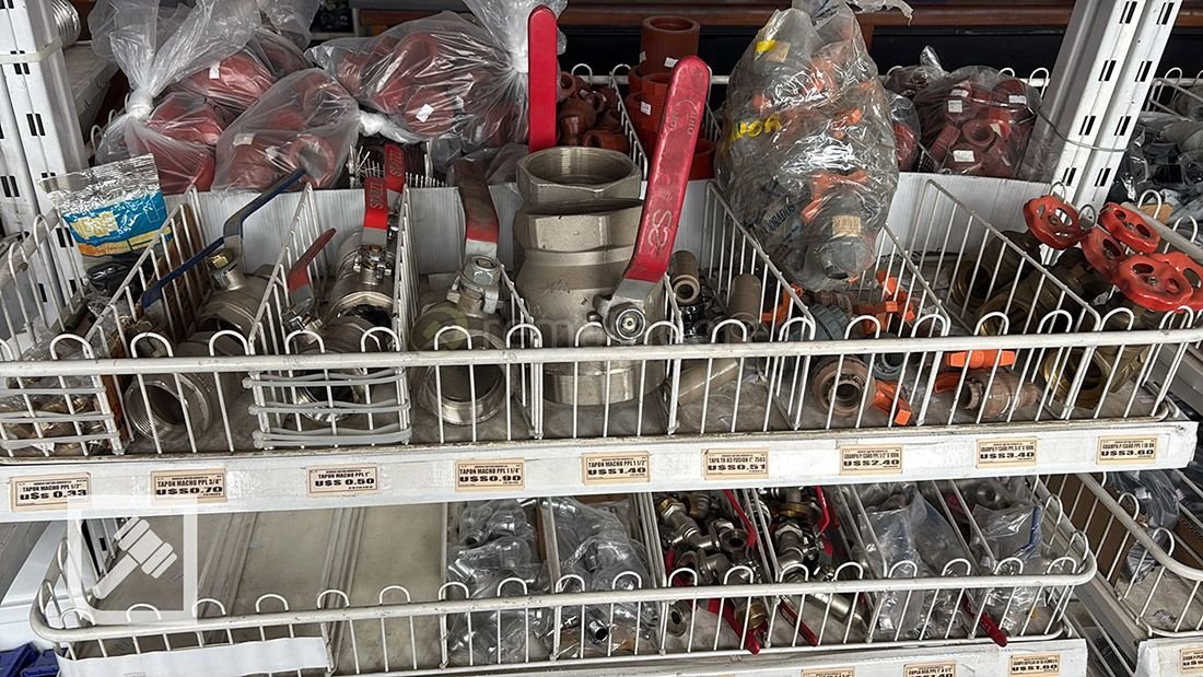 Válvulas y Conexiones de Bronce para Tuberías