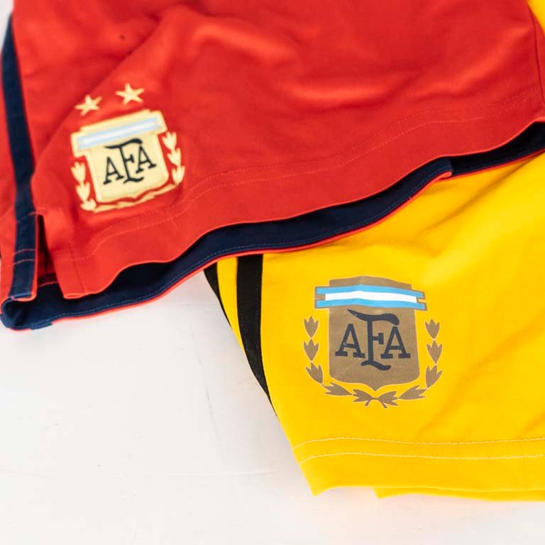 Short de arquero de la selección Argentina marca Adidas - imagen 2