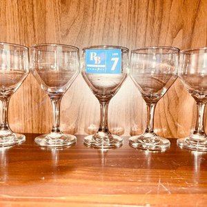 Juego de 5 Copas de Vidrio Transparentes - imagen 1