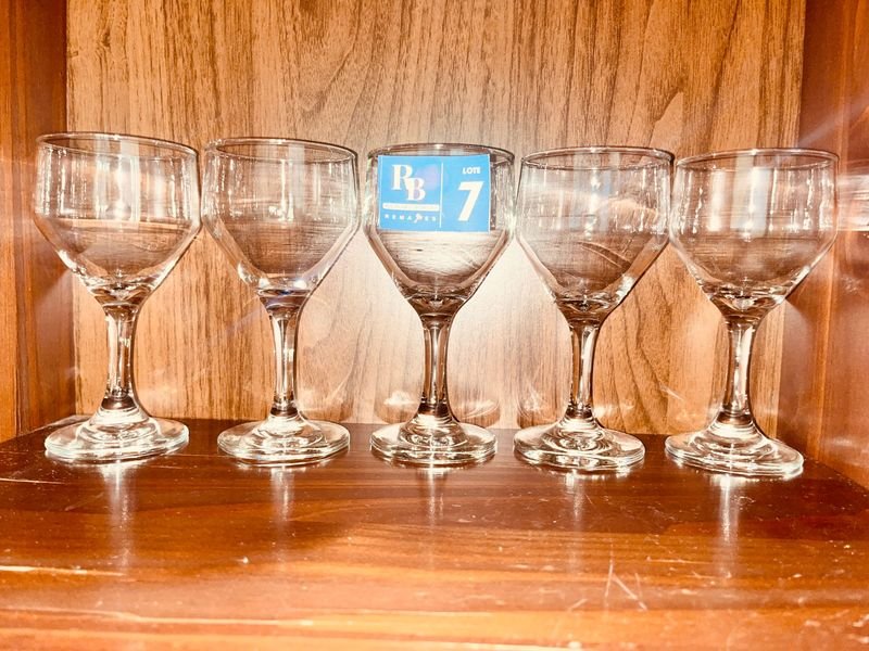 Juego de 5 Copas de Vidrio Transparentes
