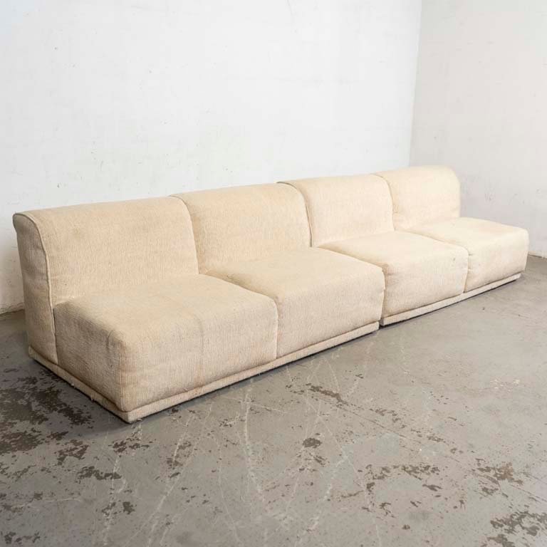 Par de Módulos de Sofá de Dos Cuerpos Tapizados en Tela Beige