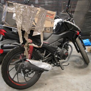 Motocicleta Zanella 150cc Negra - imagen 2