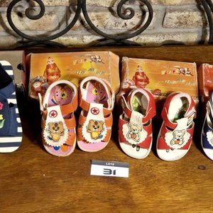 Lote de 7 Sandalias Infantiles: Varios Modelos, Colores y Talles - imagen 5