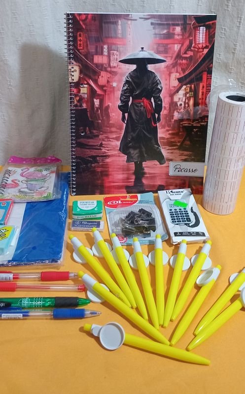 Colección de Estación de Trabajo y Accesorios