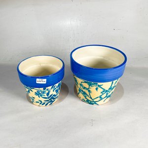 Dos Maceteros Decorados con Hojas y Guarda Celeste - imagen 2