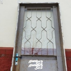 Puerta de Chapa con Marco y Vidrio - imagen 3