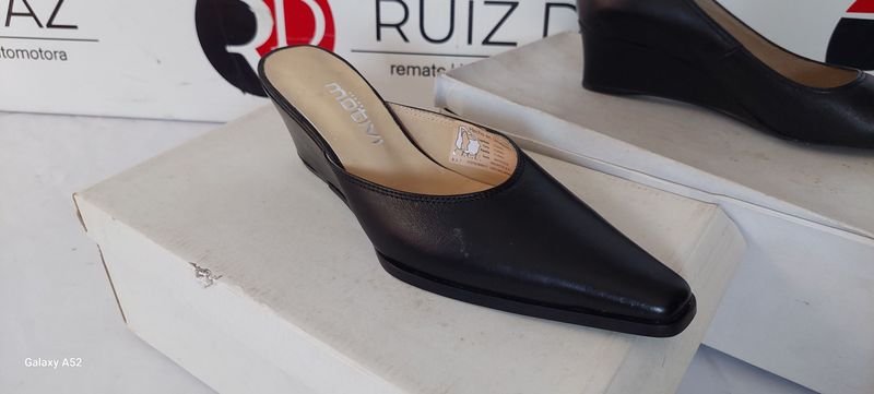 Zapatos de tacón alto negro - imagen 2