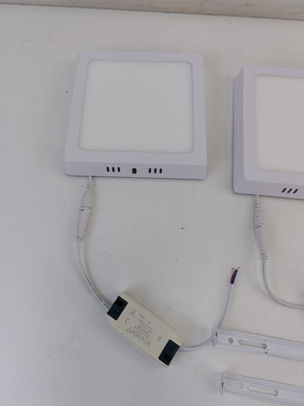 Dos Luces De Empotrar - Luces LED para Instalación - imagen 5