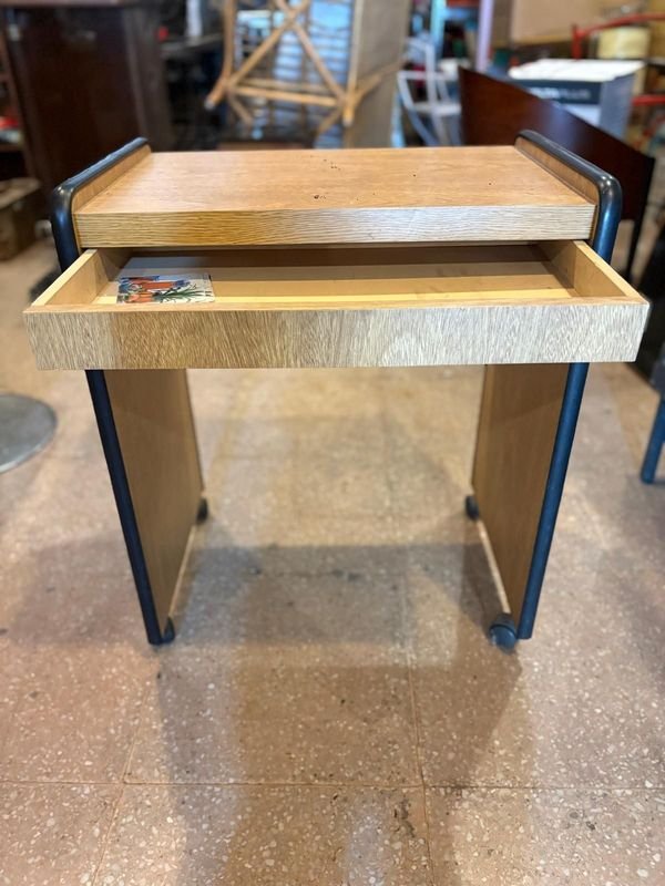 Escritorio con ruedas y un cajón para oficina - imagen 2