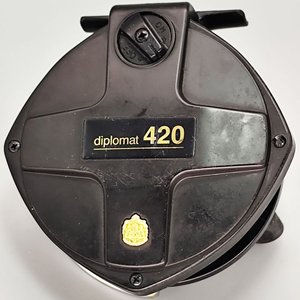 Reel de pesca Abu Garcia Diplomat 420 Made in Japan con línea - imagen 3
