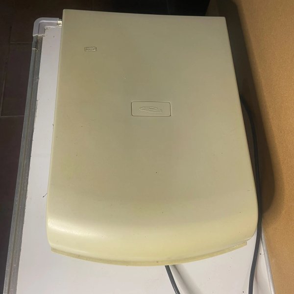 Deshumificador de Hojas para Impresora Beige Plástico Rebatible - imagen 1