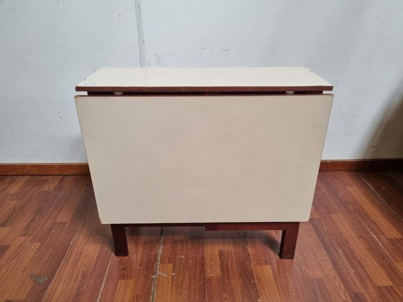 Mesa de Comedor Plegable Madera y Formica Clara