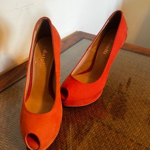 Zapatos de Taco Stiletto Datelli Naranja Gamuza Taco Dorado - imagen 2
