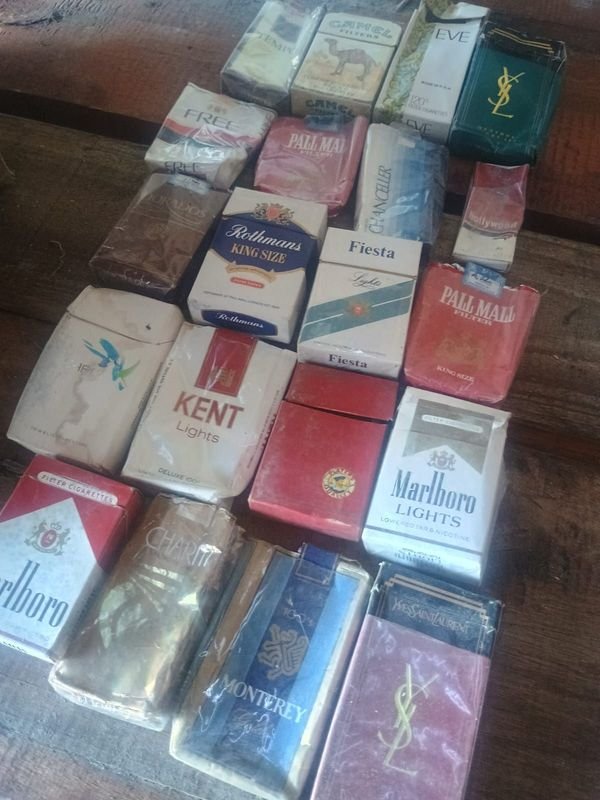 Colección de cajas de cigarros - imagen 2