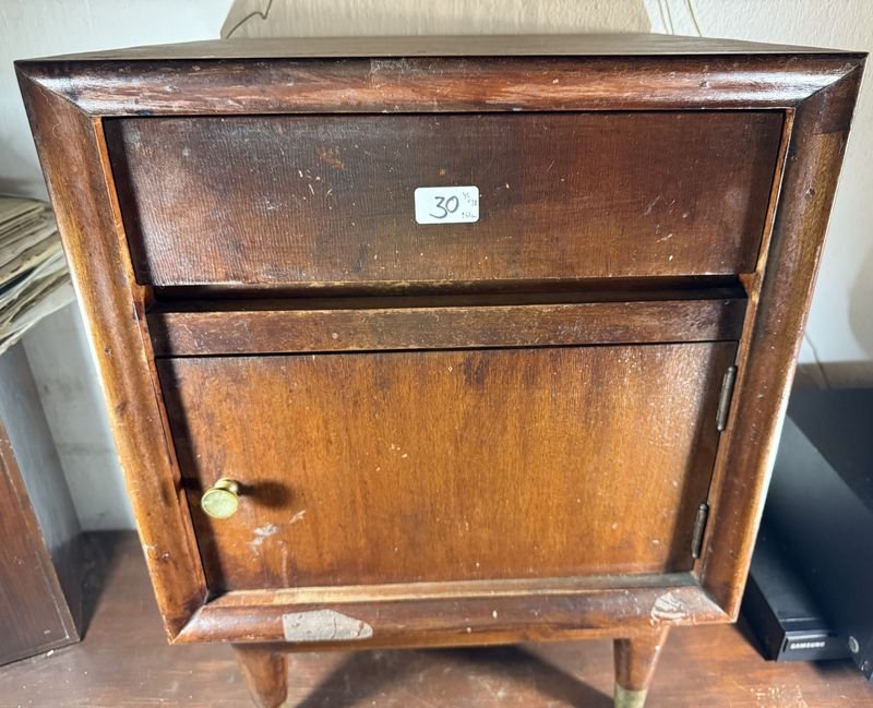 Item 847569 - Image 0