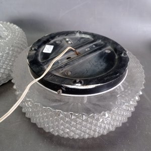 Dos Plafones de Techo de Vidrio Tallado, Diámetro 24.5cm - imagen 5